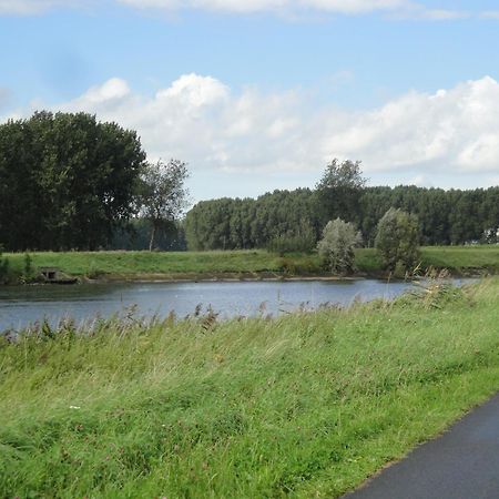 B&B De Zoete Kers Wakken Exteriör bild